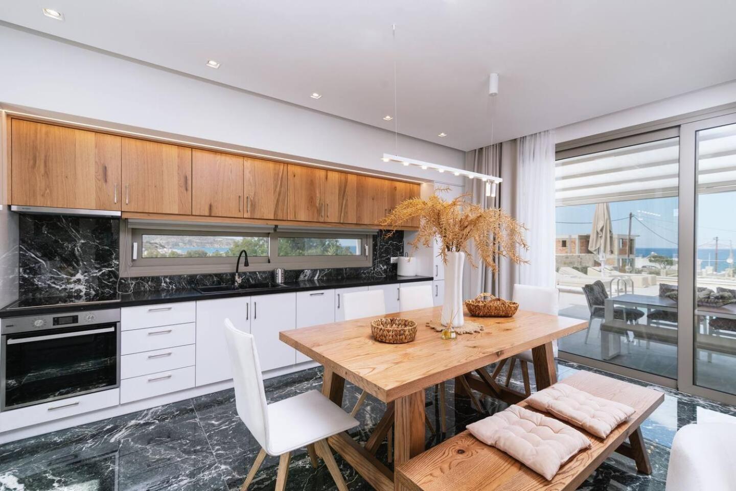 Villa 3 Muses Luxury